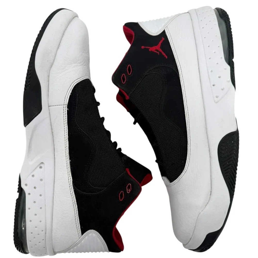 Jordan Max Aura 2 Mens Basketball Shoes White Black Red Size 10.5 CK6636-100